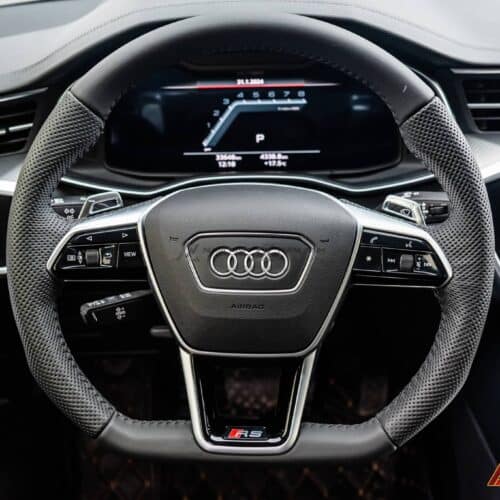 Cảm giác lái thể thao với vô lăng RS7 cho Audi A7.
