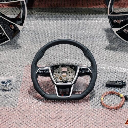 Vô lăng RS7 giúp cải thiện khả năng phản hồi lái xe Audi A7.