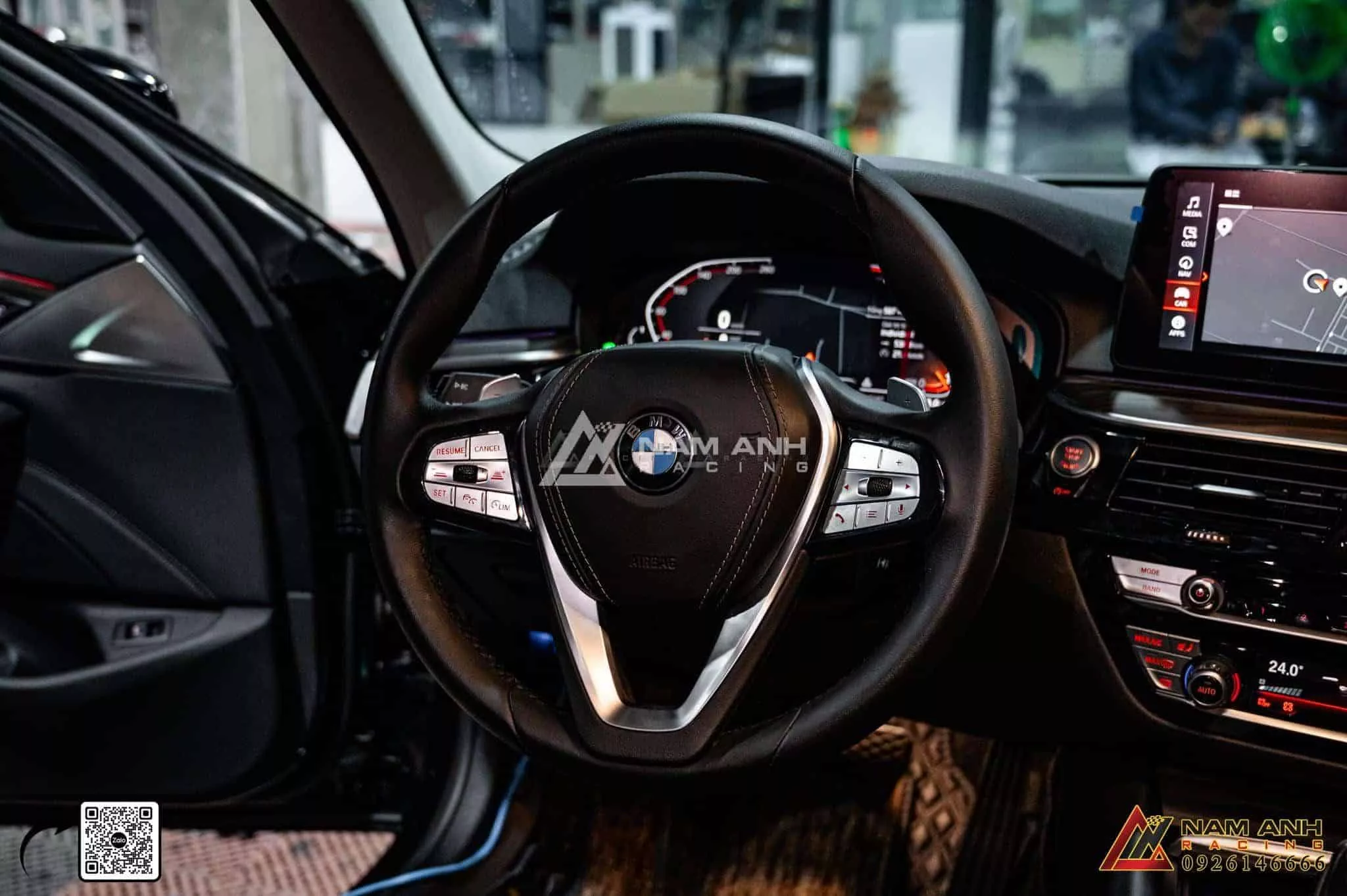 Tại sao BMW 5-Series (G30 LCI) cần Hệ Thống Phanh Khoảng Cách ACC?