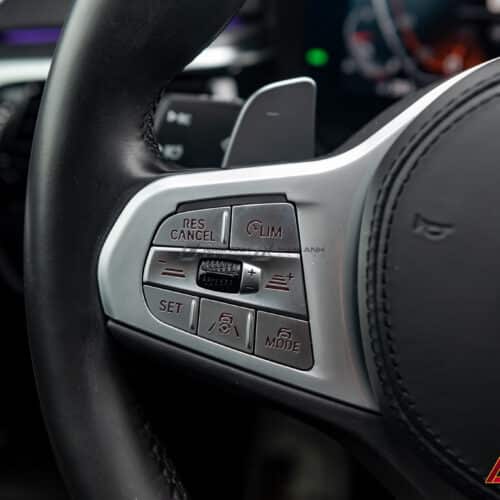 Hệ Thống ACC Pro (BMW Driving Assistant Professional) Cho BMW 5-Series G30 LCI là tính năng phanh tự động.