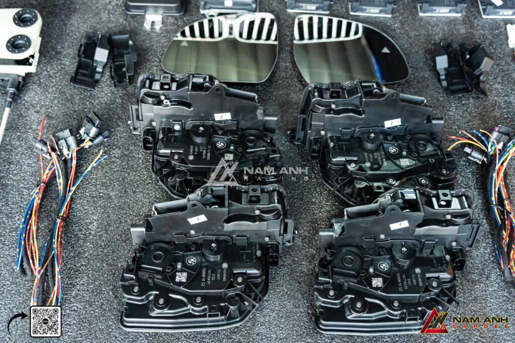 Hỗ Trợ Giữ Làn Đường Và Chuyển Làn Tự Động