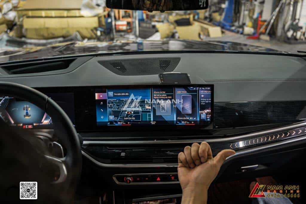 Tính năng điều khiển điều hòa, đèn chiếu sáng và các chức năng khác trong xe mà không cần chạm