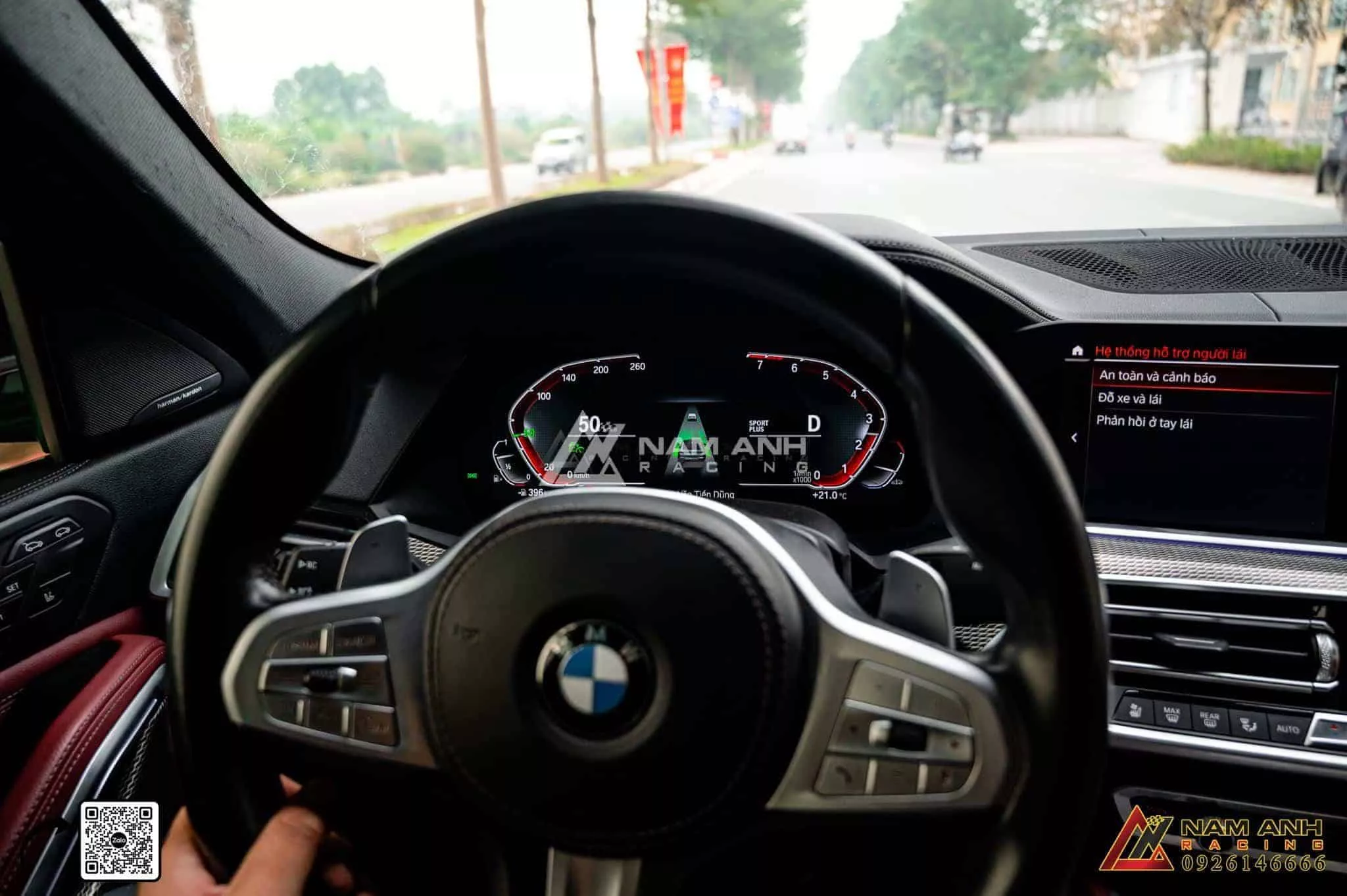 Điều khiển tự động khi phát hiện vật cản phía trước