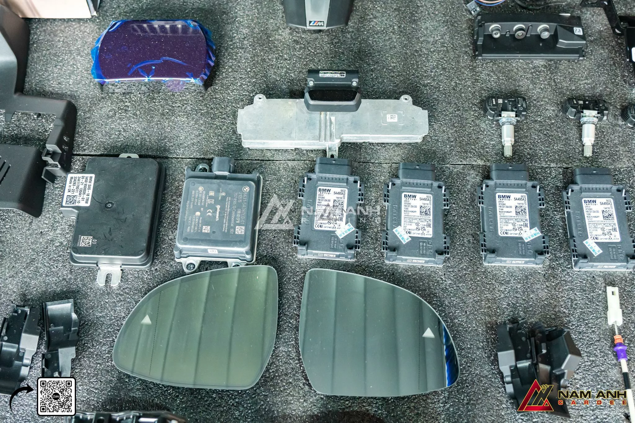 Lắp Đặt Phần Cứng Bổ Sung