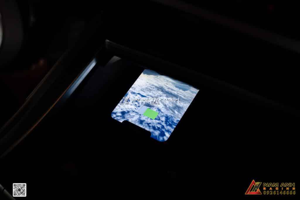 Cài Đặt Và Sử Dụng Hệ Thống Sạc Không Dây Cho BMW X5 G05