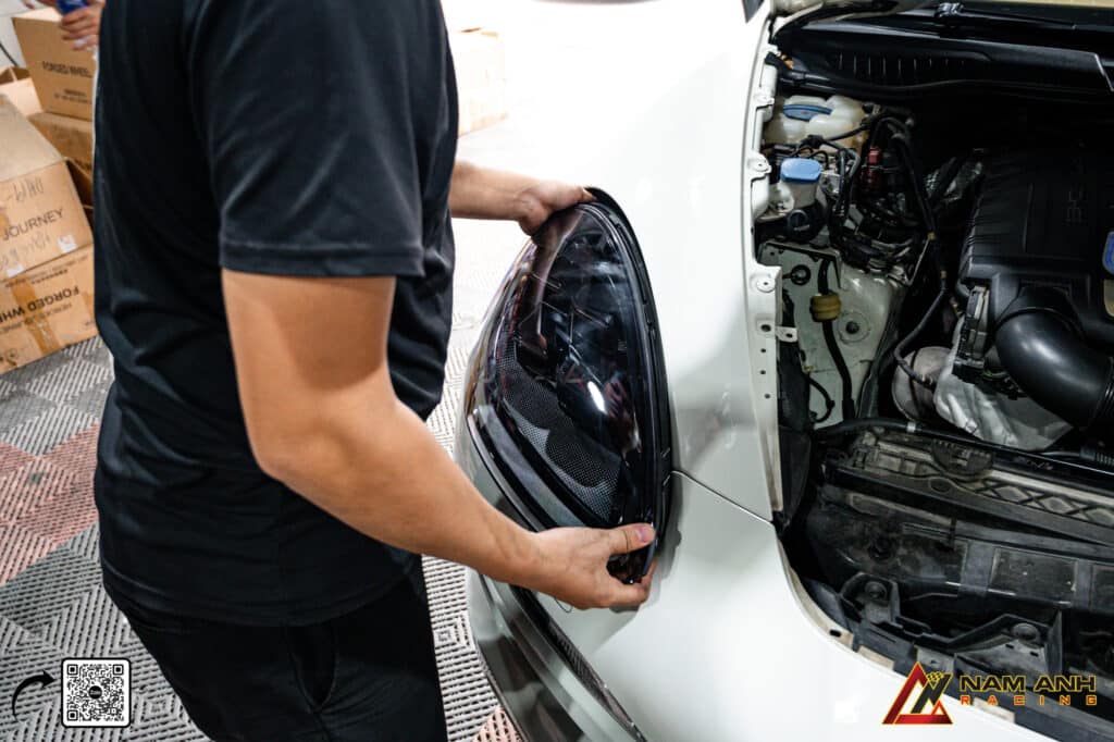 Thông Tin Về Việc Lắp Đặt và Bảo Dưỡng Đèn Pha Phiên Bản 2024