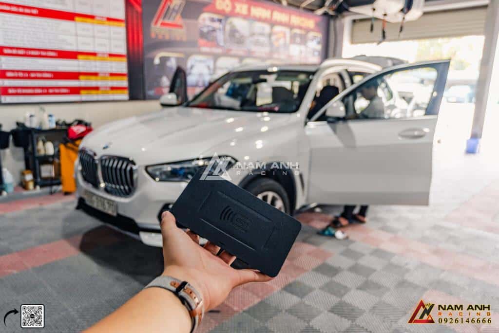 Địa Chỉ Uy Tín Để Nâng Cấp Hệ Thống Sạc Không Dây Cho BMW X5 G05