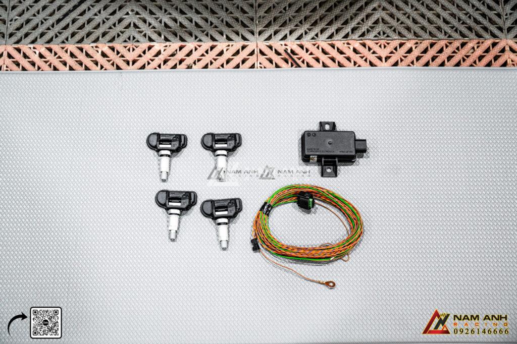 Hệ thống áp suất lốp C-Class | Mercedes-Benz C-Class (W205) được trang bị các tính năng tiên tiến