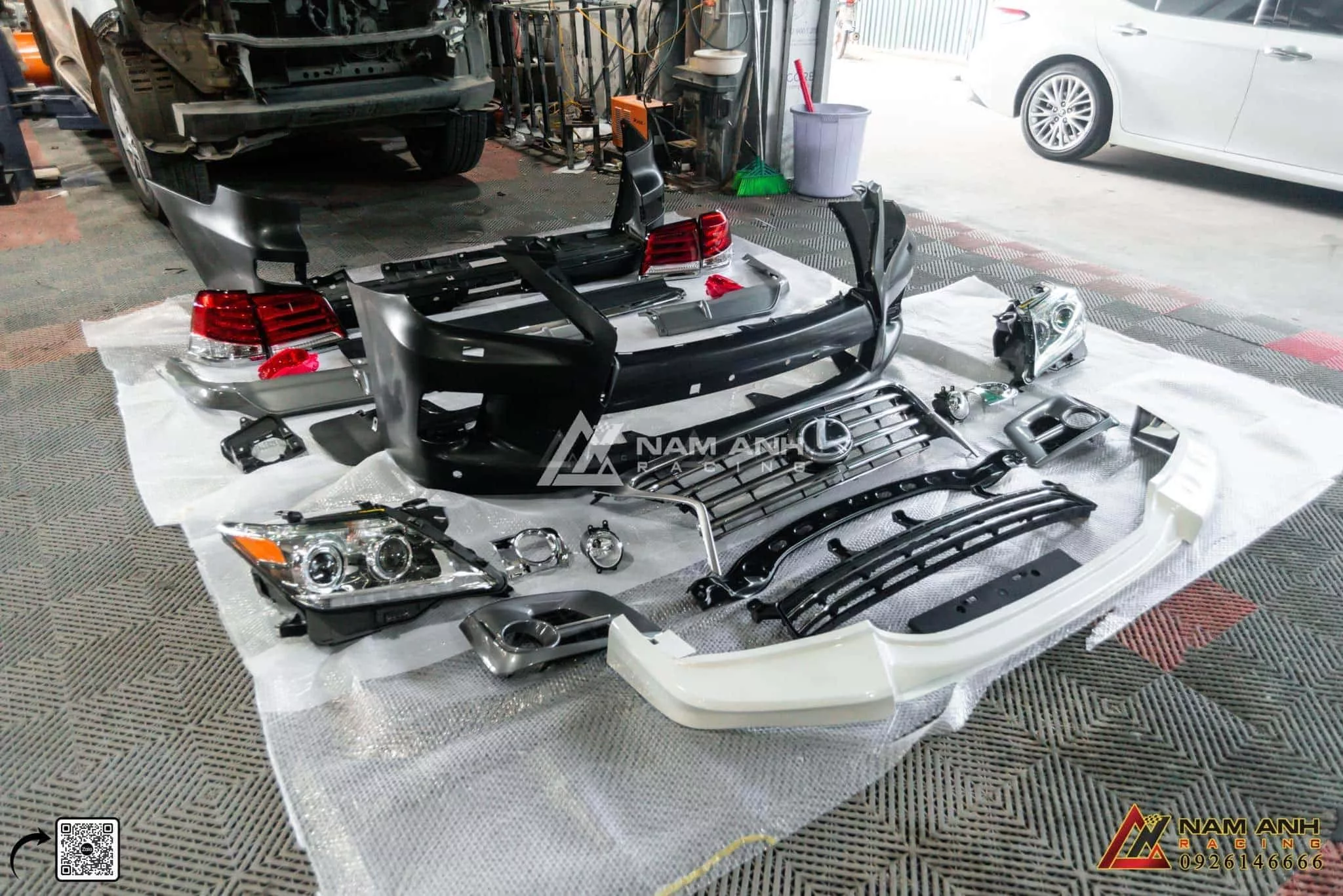 Các Thành Phần Chính Của Bodykit Lexus LX 570