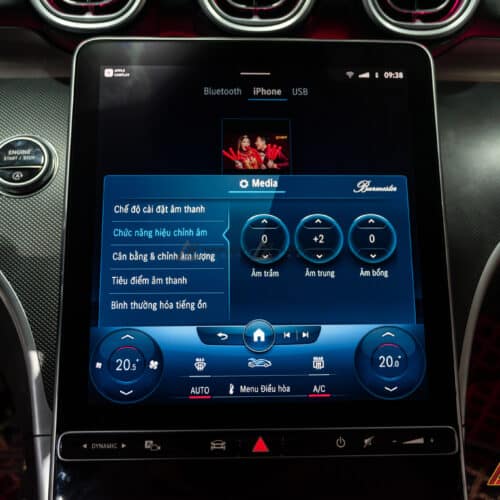 Hệ thống loa Burmester | Mercedes-Benz C-Class (W206) sở hữu những tính năng nổi bật