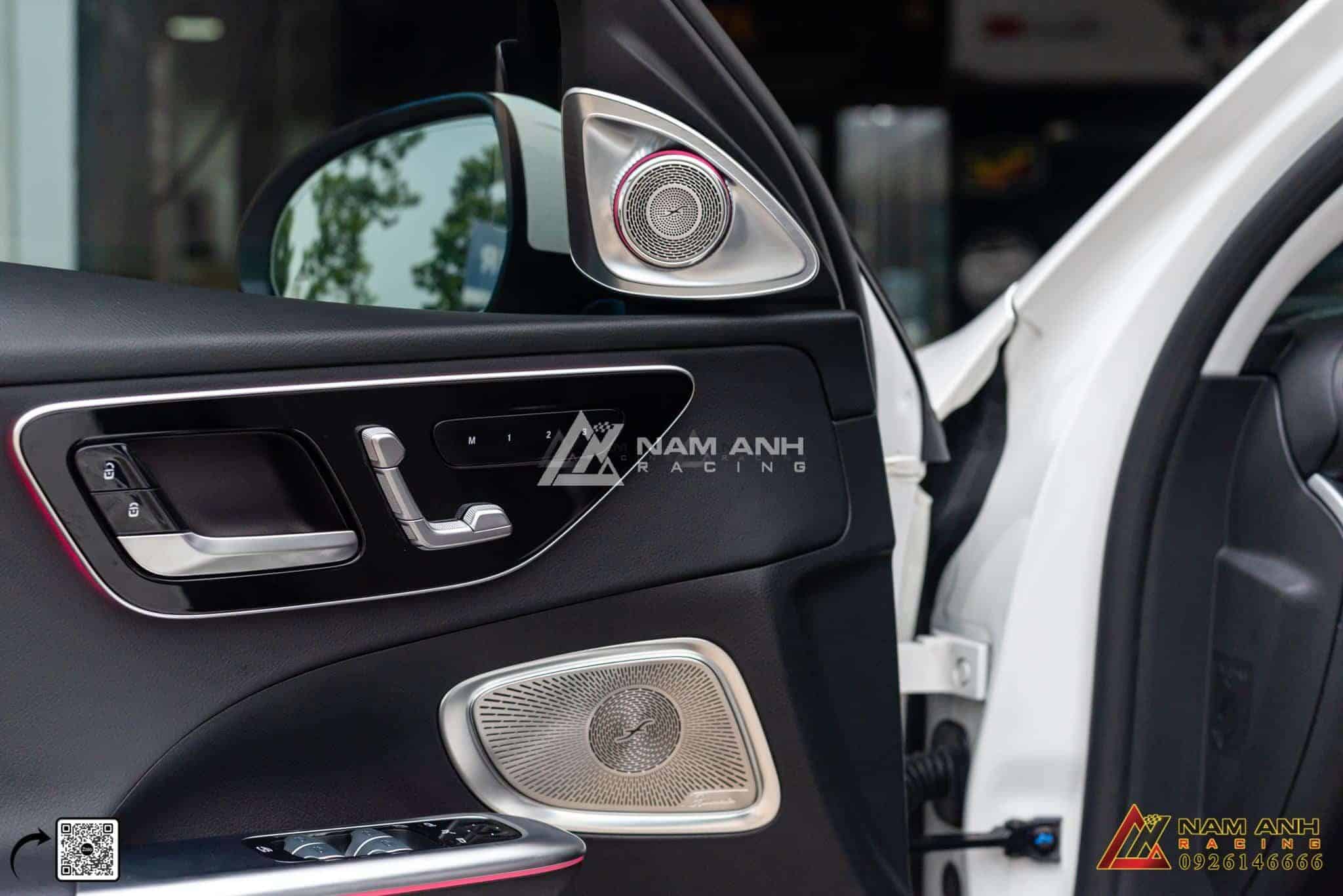 Cấu Tạo Của Hệ Thống Loa Burmester Dành Cho Mercedes-Benz C-Class (W206)