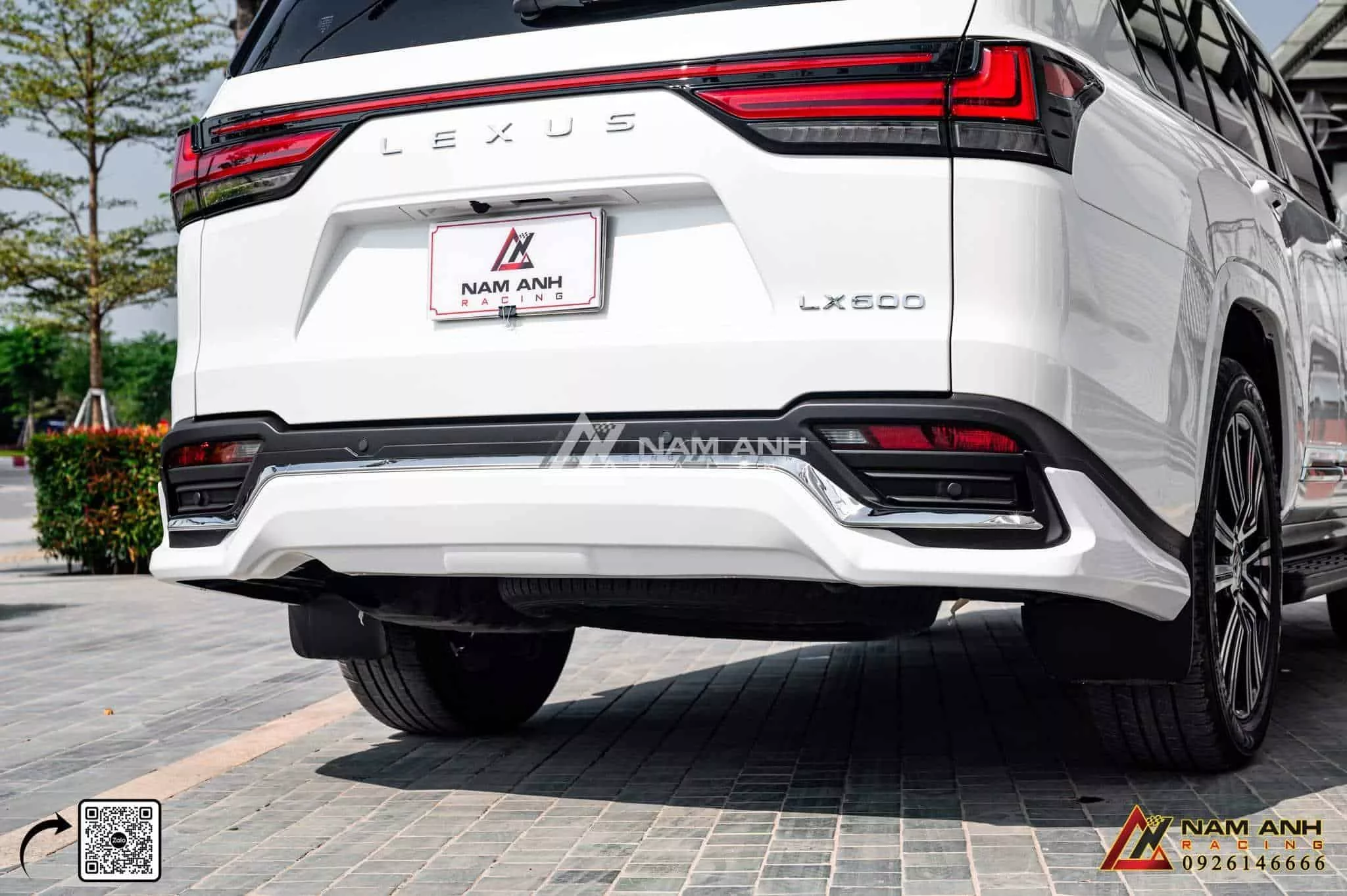 Bộ bodylip này được làm từ vật liệu cao cấp như nhựa ABS và sợi carbon