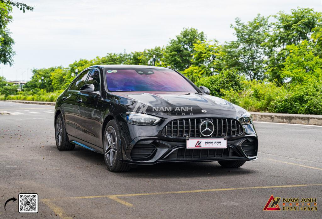 Thiết kế của Bodykit Mercedes-Benz C 63 AMG | Mercedes-Benz C-Class (W206) mang đậm dấu ấn thể thao nhưng không mất đi vẻ đẹp sang trọng