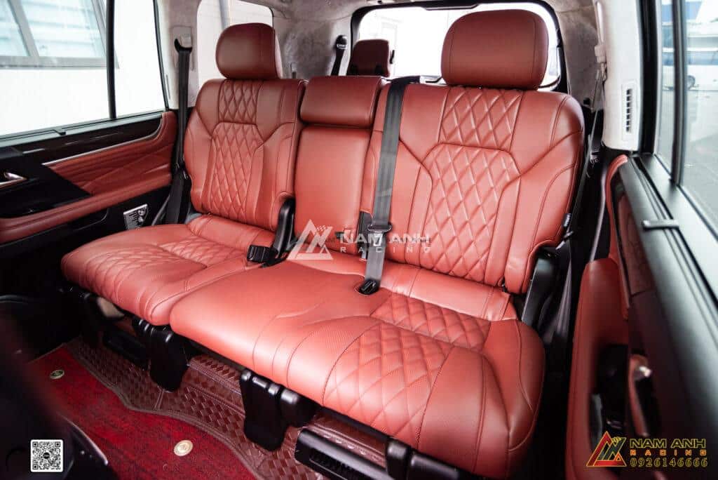 Cải Tiến Nâng cấp nội thất Lexus LX 570 2021 | Lexus LX 570 (2008-2015): Tối Ưu Hóa Không Gian