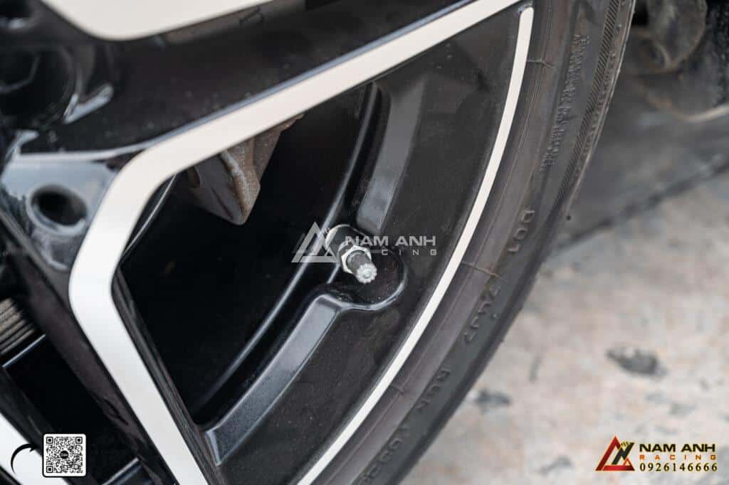 Cách Kiểm Tra Và Bảo Dưỡng Hệ Thống Áp Suất Lốp C-Class (W205)