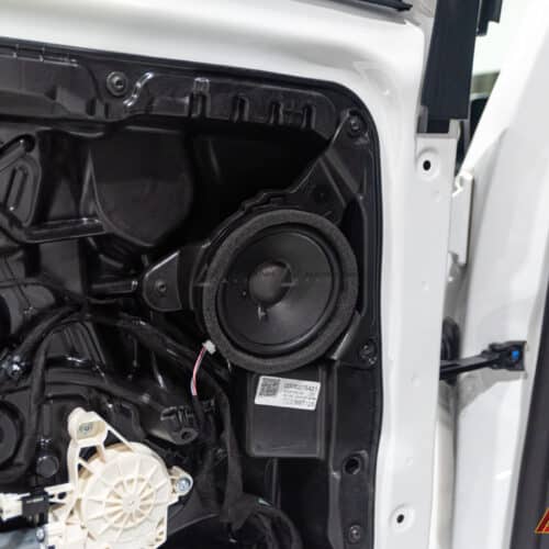 Khuyến nghị nên thực hiện tại trung tâm uy tín để đảm bảo bảo hành và chất lượng