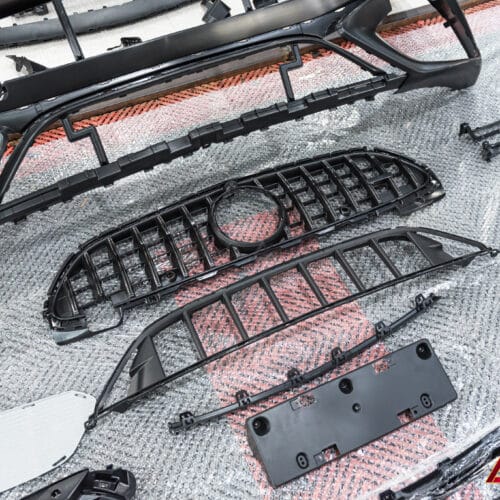 Quy Trình Lắp Đặt Bodykit Mercedes-Benz C 63 AMG