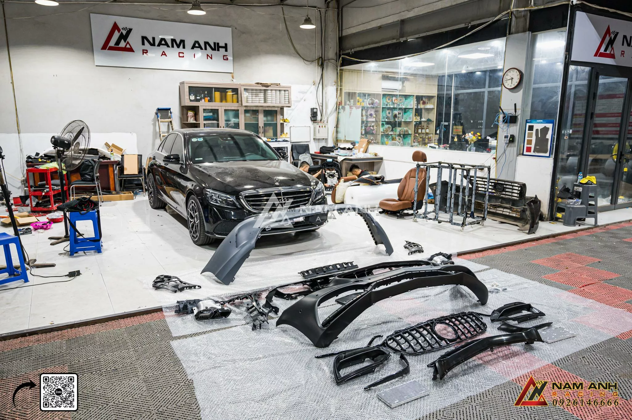 Địa Chỉ Uy Tín Để Nâng cấp Bodykit Mercedes-Benz C 63 AMG | Mercedes-Benz C-Class (W205)