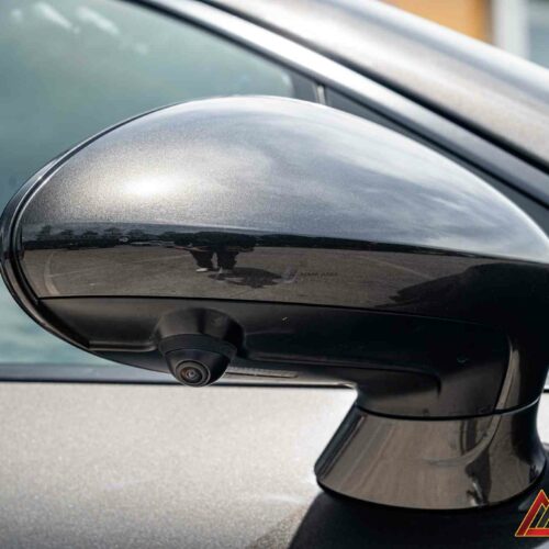 Màn hình giải trí Panamera 970 hỗ trợ Apple CarPlay, Android Auto