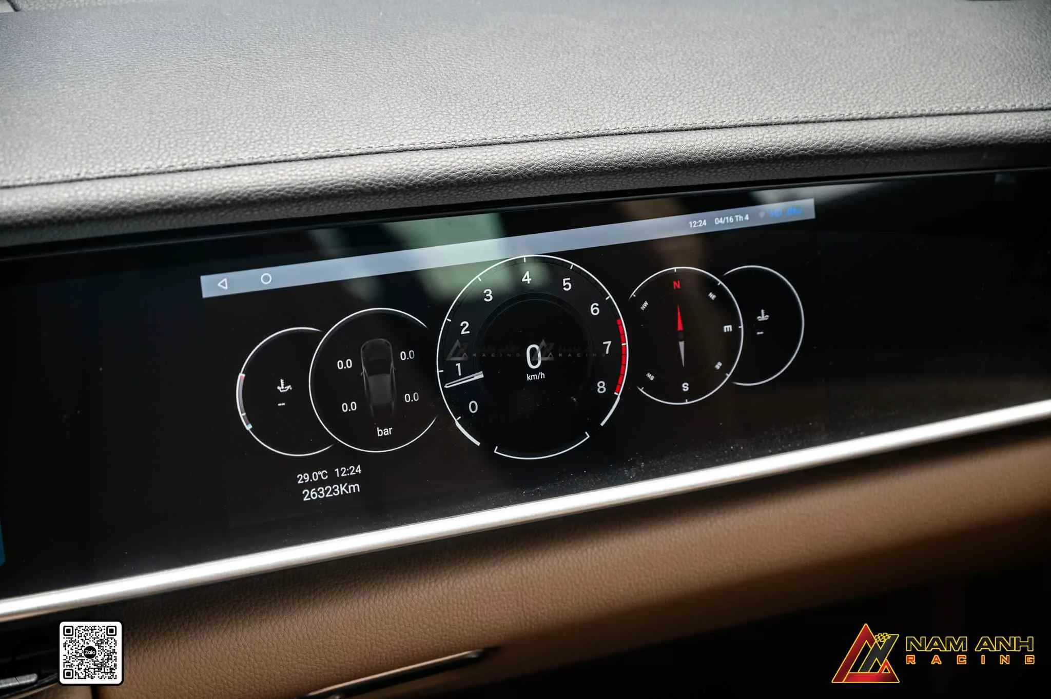 Thi công màn hình đôi Porsche Panamera không chế cháo