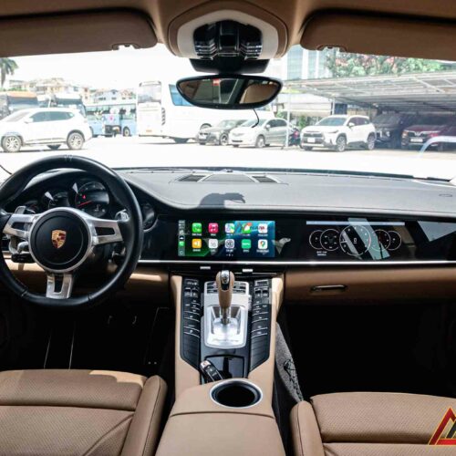 Lắp màn hình cảm ứng đôi Panamera 970 tại Nam Anh Racing