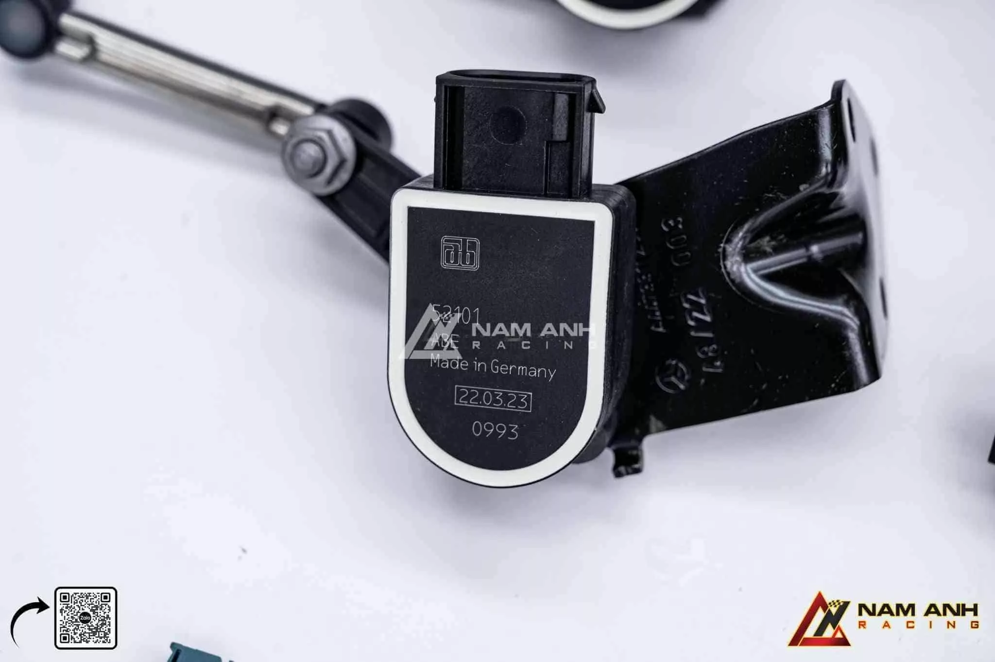 Phuộc AIRMATIC cho Mercedes-Benz V-Class với hệ thống treo khí nén hiện đại