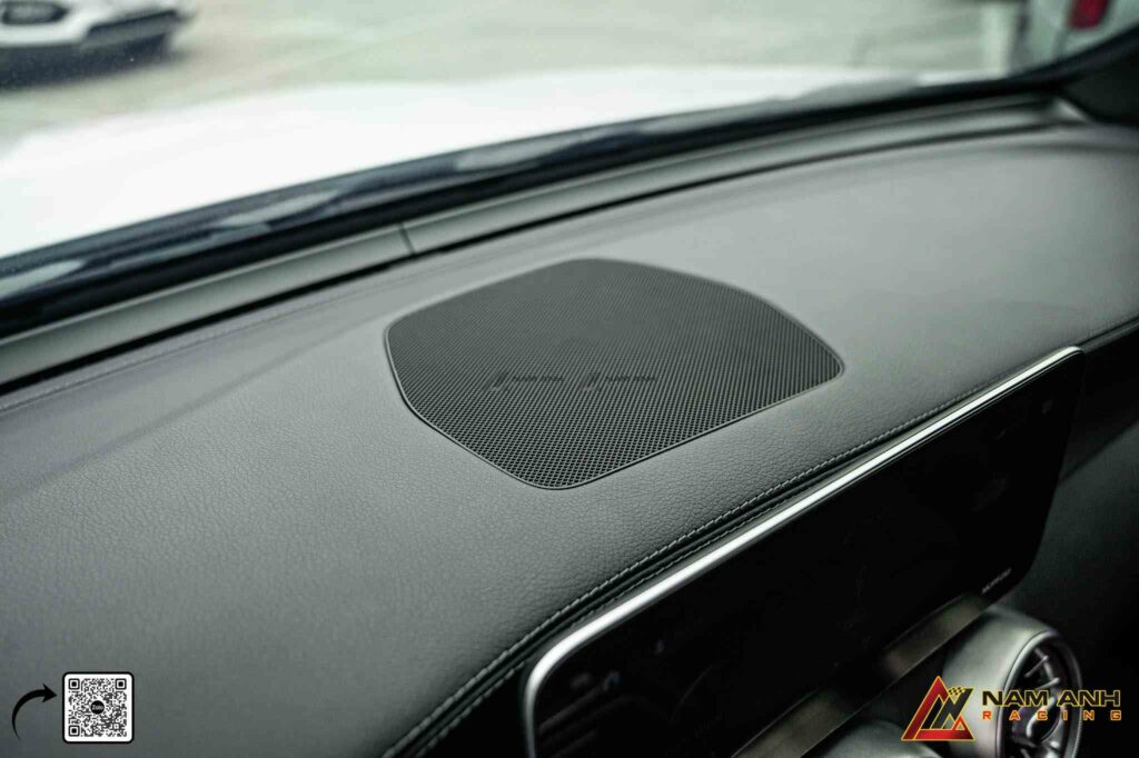 Hệ thống Burmester 13 loa – nâng tầm cảm xúc âm thanh cho khoang lái đẳng cấp