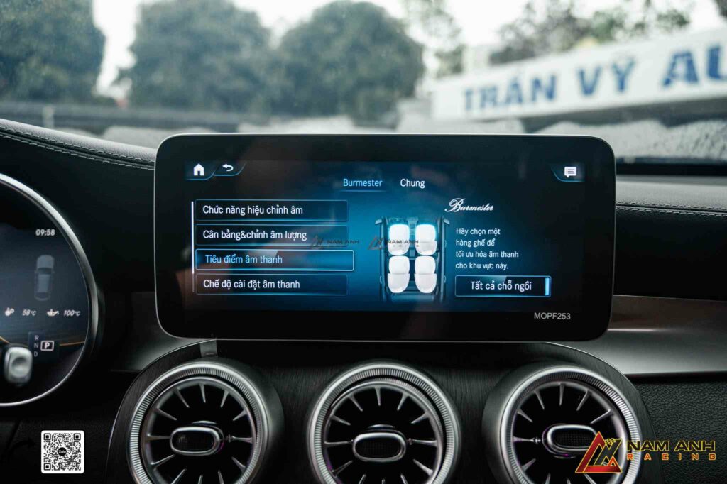 Từng chi tiết loa được hoàn thiện tỉ mỉ, xứng tầm khoang nội thất sang trọng
