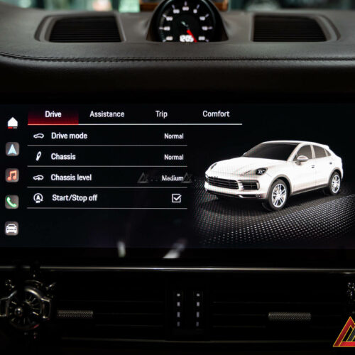 Đội ngũ kỹ thuật viên tại Nam Anh Racing am hiểu chuyên sâu dòng xe châu Âu, xử lý thành công hàng trăm ca nâng cấp mỗi tháng.