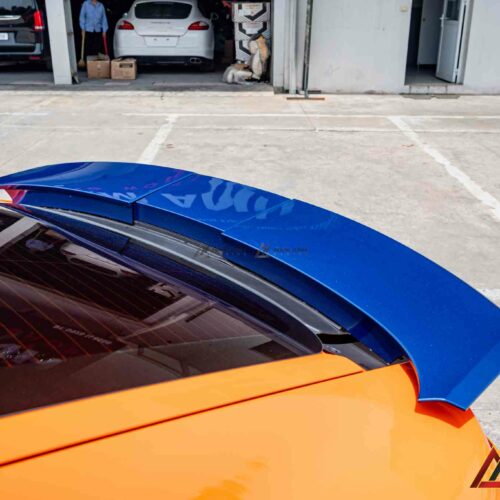 Lắp cánh gió Turbo chính hãng cho Porsche – thi công chỉn chu, không xước sơn, không sai lệch.