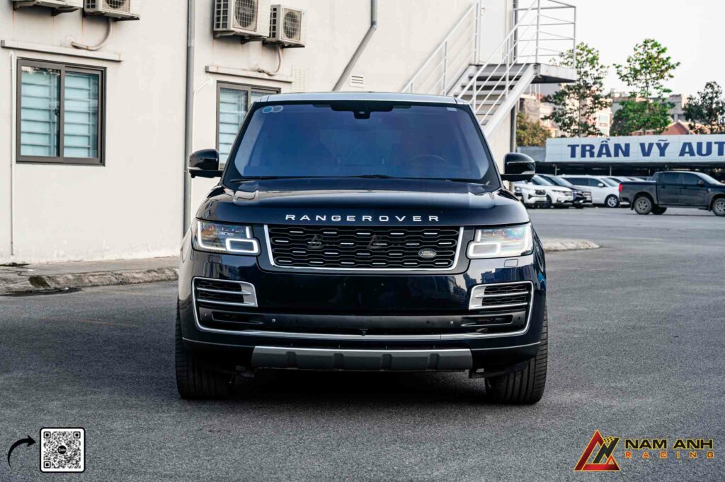 Đầu tư đúng hướng giúp xe giữ được thần thái sang trọng vốn có của Range Rover.