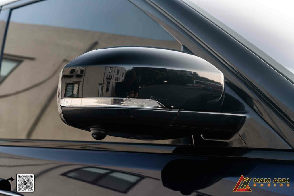 Hệ thống camera 360 đồng bộ mượt với màn hình zin, không làm thay đổi nội thất