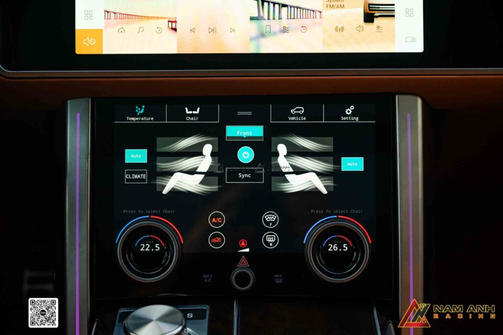 Cảm giác lái được nâng lên rõ rệt nhờ sự kết hợp giữa thiết kế và công thái học.

