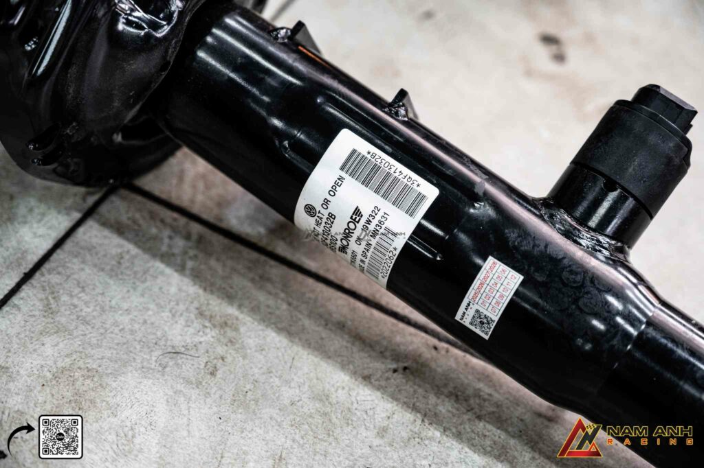 Phuộc DCC – treo thông minh giúp Teramont tự điều chỉnh độ cứng mềm phù hợp với điều kiện vận hành thực tế.