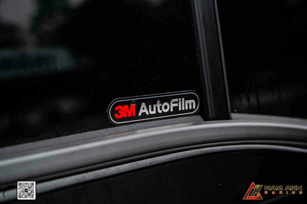 Kính 3M vừa cách nhiệt tốt, vừa đảm bảo sự riêng tư mà vẫn giữ trọn tầm nhìn