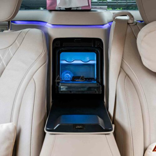 Tiện nghi hạng sang – tủ lạnh hàng ghế sau trên S-Class W222