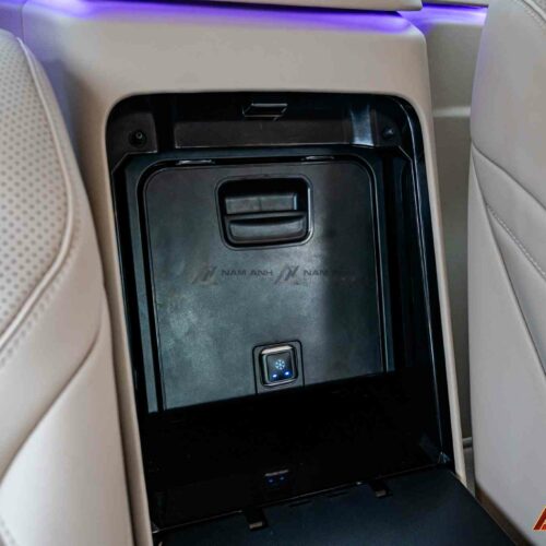 Lắp đặt tủ lạnh hàng ghế thứ hai Mercedes-Benz S-Class tại Nam Anh Racing
