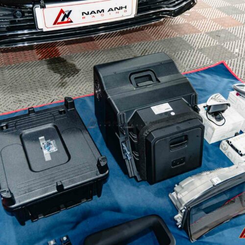 Khoang VIP Mercedes S-Class W223 tích hợp tủ lạnh chuẩn Maybach