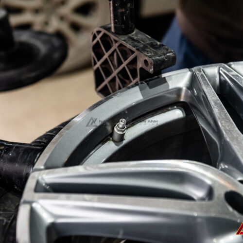 Quy Trình Lắp Đặt Hệ Thống Áp Suất Lốp Chính Hãng