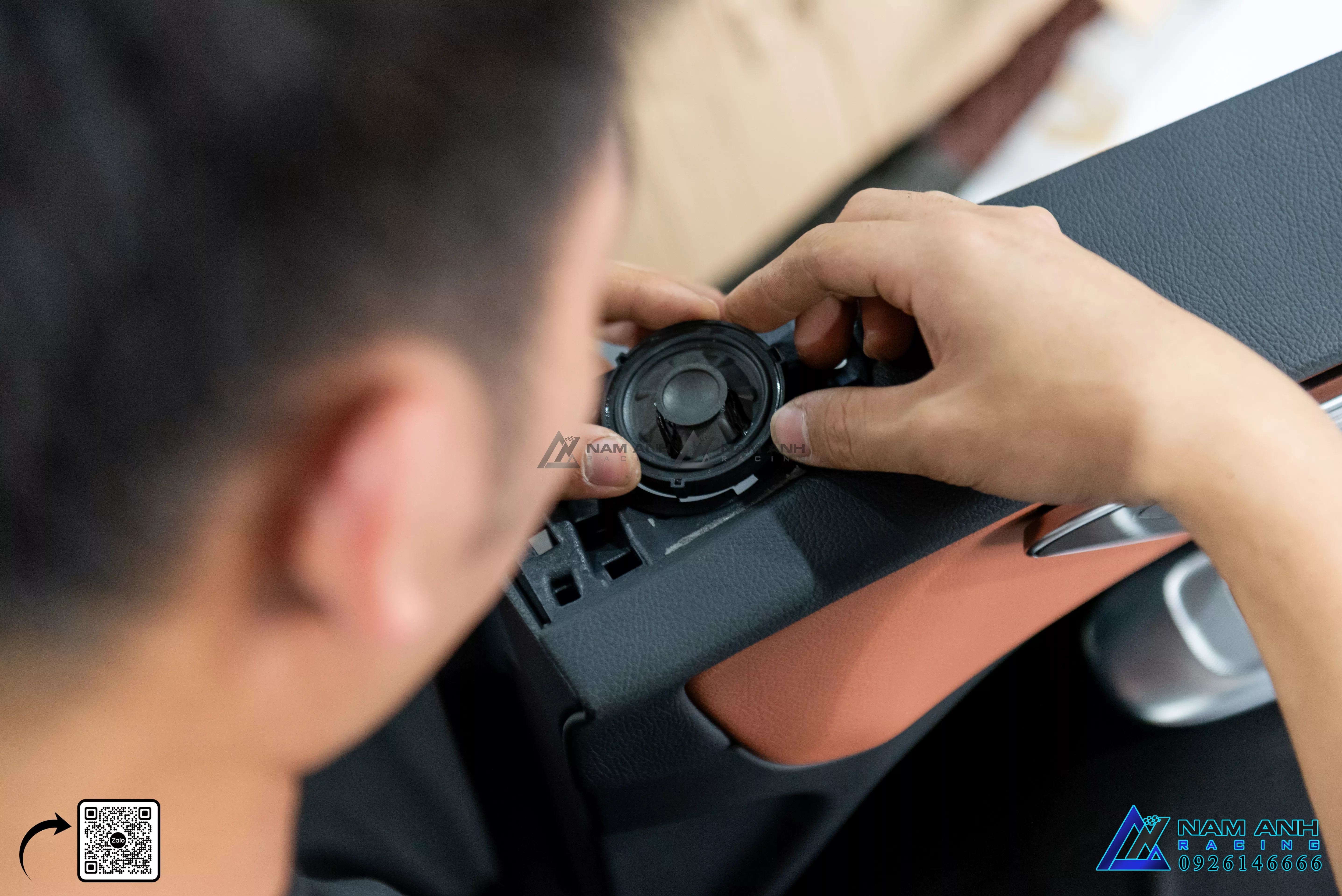 Lắp đặt Loa Burmester Chính Hãng | Mercedes GLC-Class X254 (2022-2025) là một quy trình quan trọng để đảm bảo hệ thống âm thanh hoạt động tối ưu