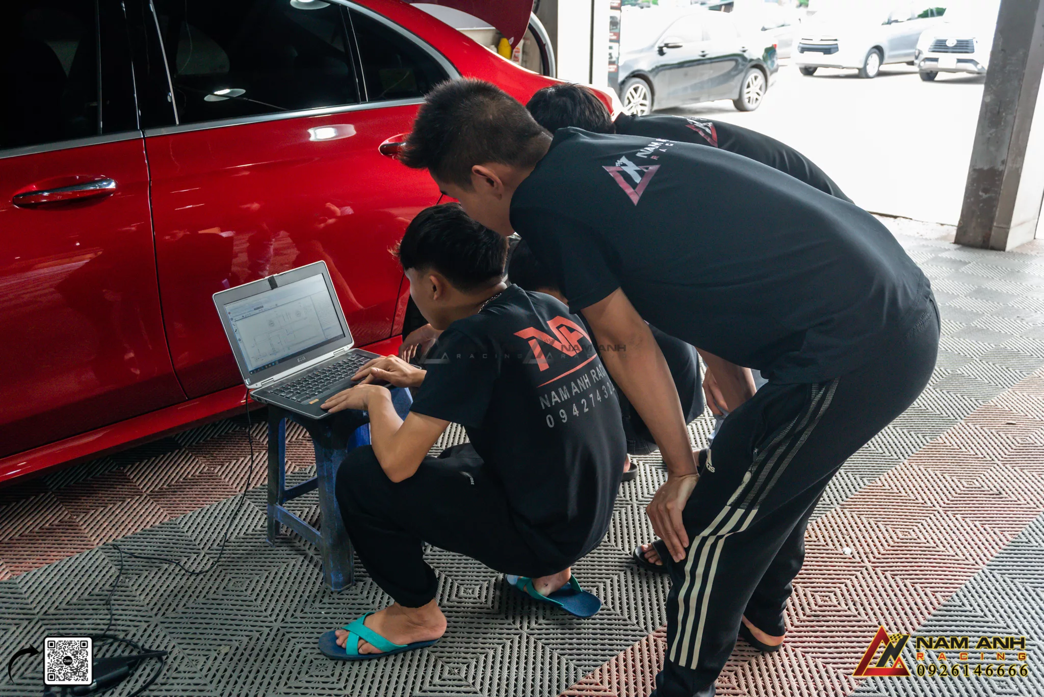 Bảo Dưỡng Hệ Thống Cảnh Báo Điểm Mù Chính Hãng