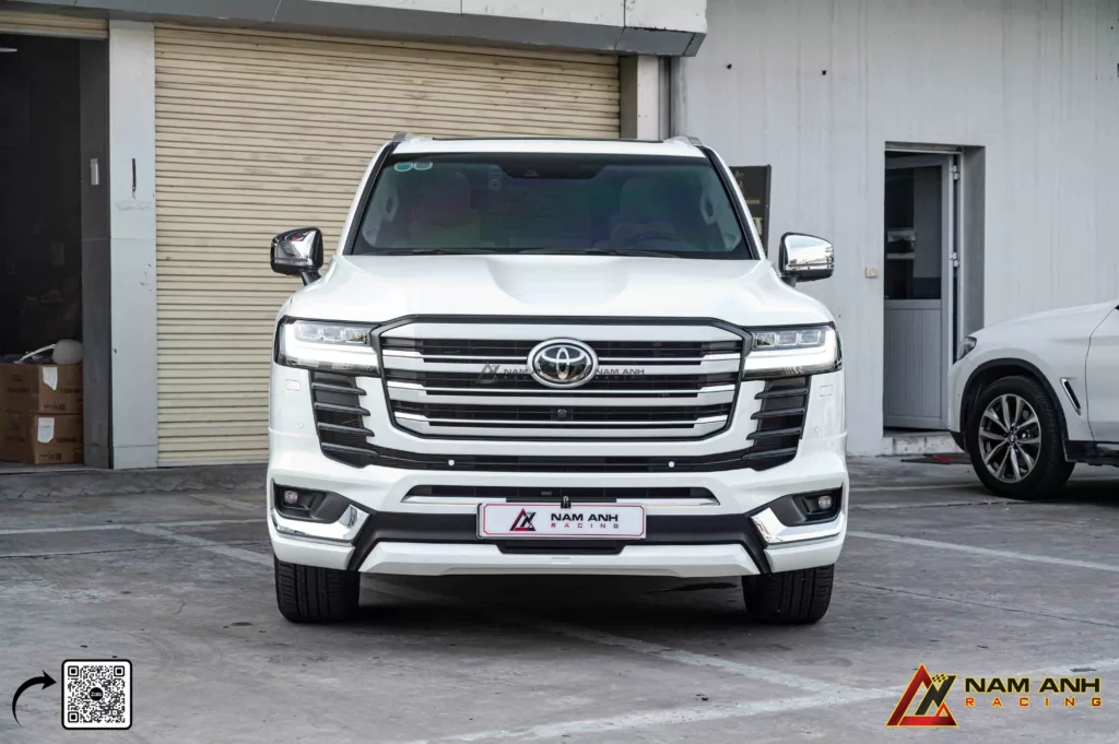 Độ bodykit Modellista cho Land Cruiser LC300