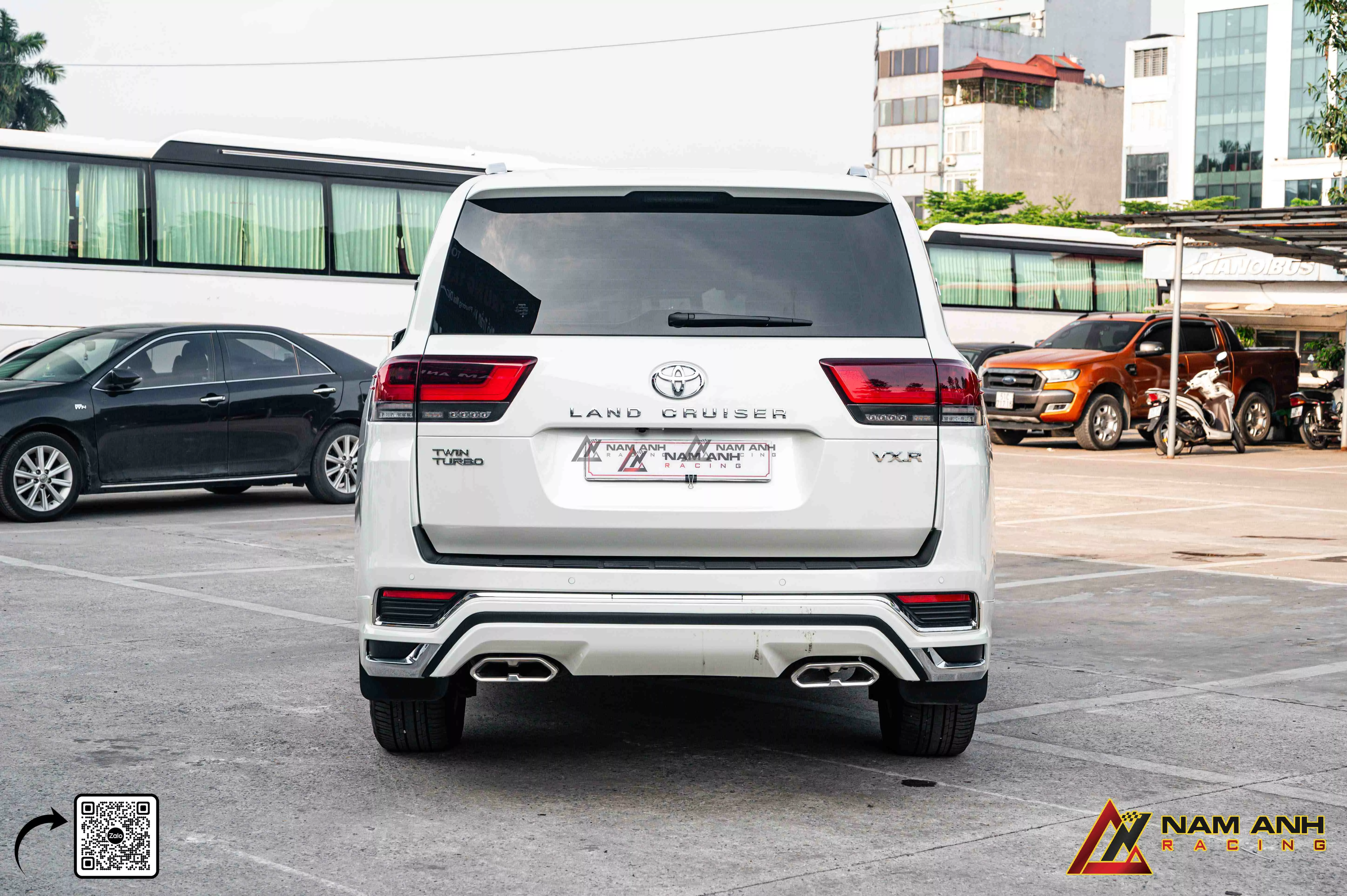 Nâng tầm phong cách: Bodykit Modellista mang đến diện mạo mới cho Toyota LC300.