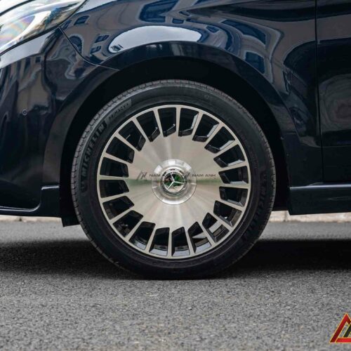 Mâm đa chấu kiểu Maybach – thiết kế đối xứng, tôn dáng xe và tăng độ sang trọng.