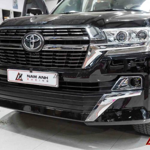 Bodylip giúp tăng chiều rộng thân xe, tạo dáng vóc bề thế, đậm chất thể thao