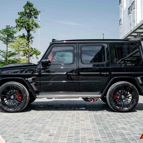 Ngoại hình G-Class lột xác với bodykit Brabus G800