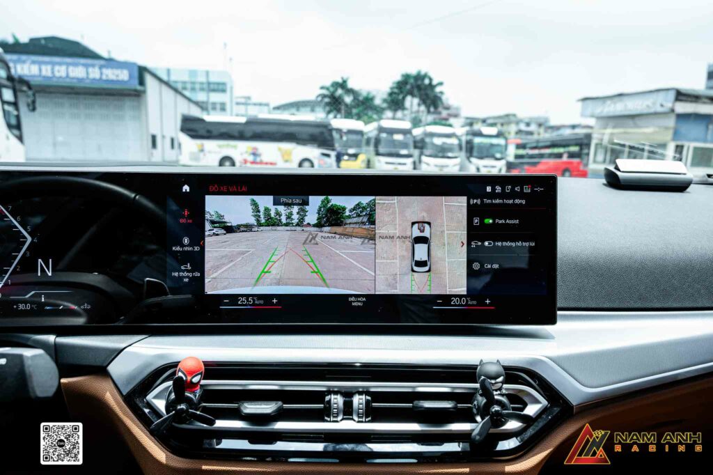Camera 360 tích hợp mượt với hệ điều hành iDrive – không can thiệp điện, không báo lỗi.