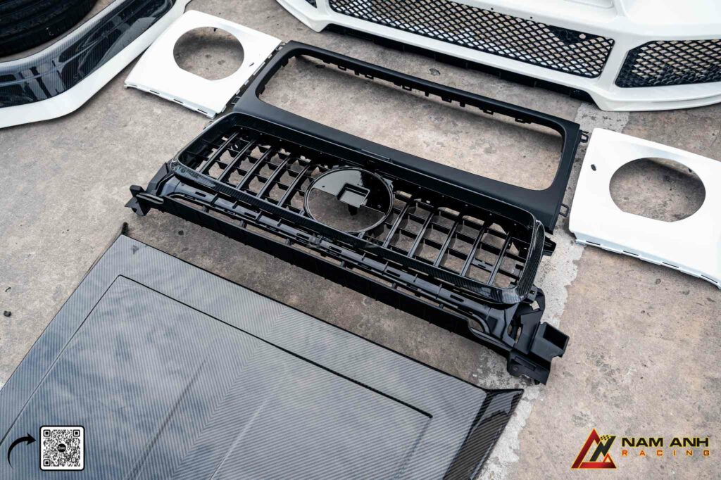 Thân xe được xử lý tỉ mỉ từng đường cắt, đúng tiêu chuẩn bản độ cao cấp

