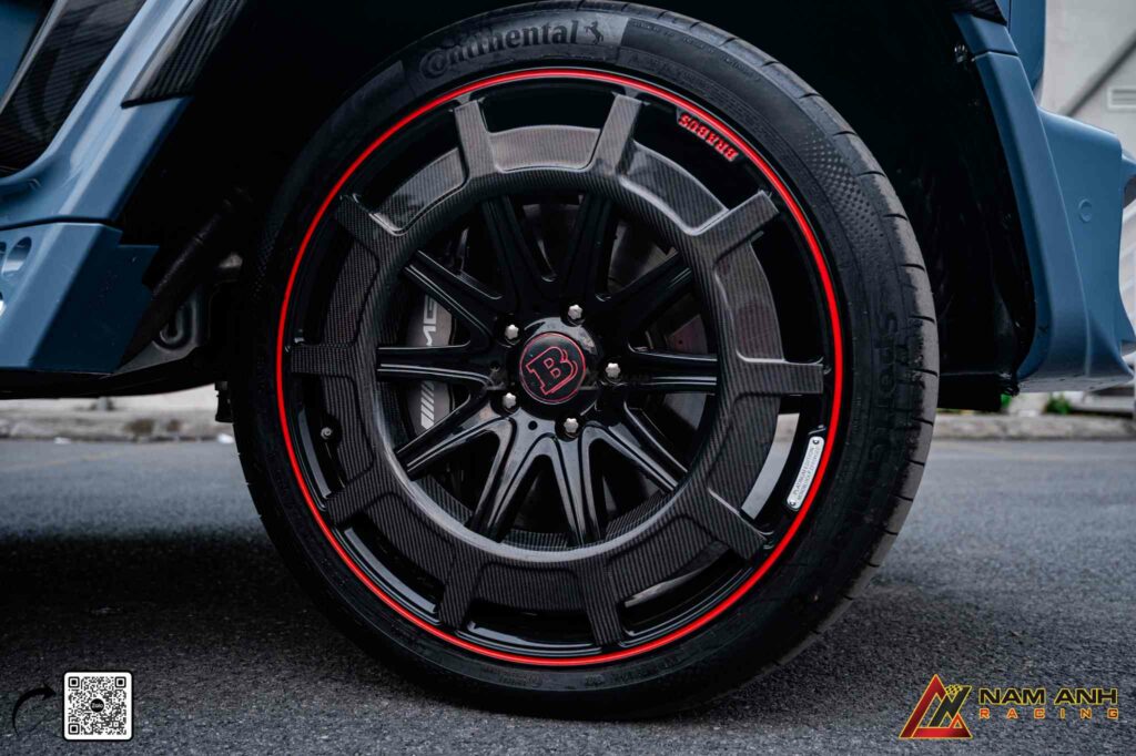 Mâm 23 inch carbon chi tiết tạo nên thần thái thể thao cho Brabus 900 Rocket