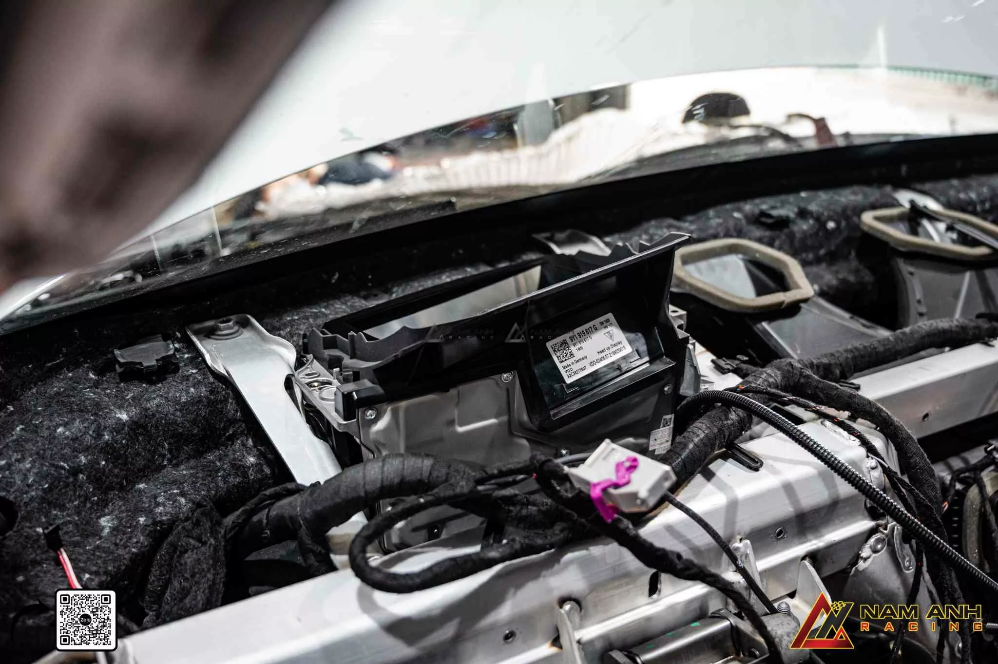 Trang bị HUD giúp Cayenne 9Y0 tiệm cận các mẫu Porsche thế hệ mới về công nghệ hỗ trợ lái